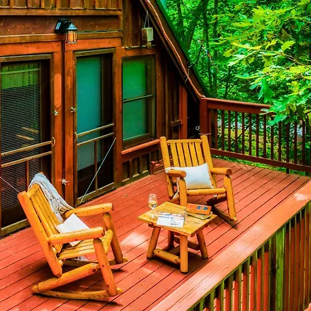 Cabin In A Gated Resort With Seasonal Resort Pool Pigeon Forge Exterior photo